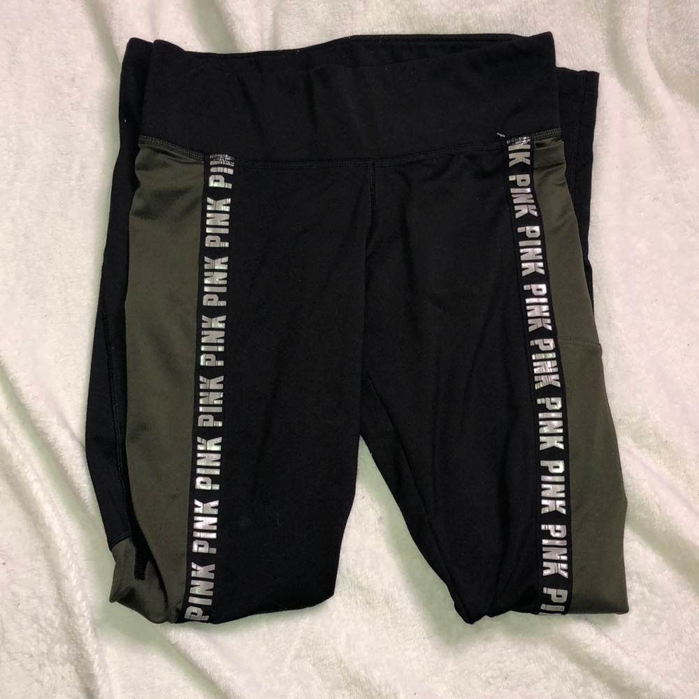 PINK Victoria’s Secret cozy leggings